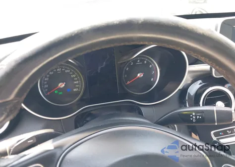 2015 Mercedes-Benz C 300 Luxury/Sport из США, поврежденный, VIN 55SWF4JB8FU091172